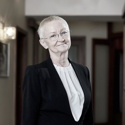 dr n. med. Halina Gadomska