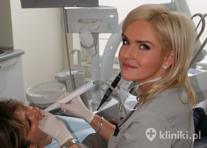 Kadra w AURIDENT Klinika Stomatologiczna Kadra w AURIDENT Klinika Stomatologiczna