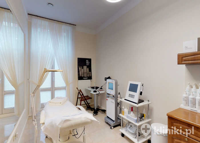 Gabinet zabiegowy w Klinika Dermatologii Estetycznej i Laseroterapii MEDICOR Gabinet zabiegowy w Klinika Dermatologii Estetycznej i Laseroterapii MEDICOR