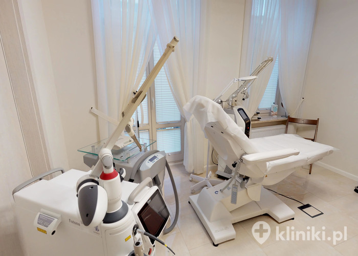 Gabinet zabiegowy w Klinika Dermatologii Estetycznej i Laseroterapii MEDICOR
