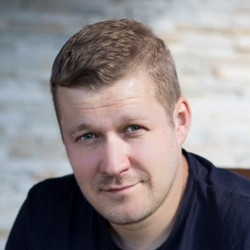 dr n. med. Piotr Hogendorf