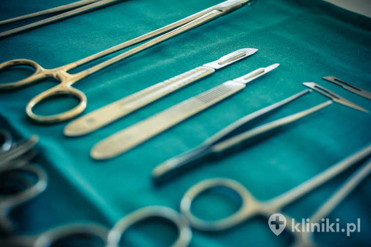 Zabieg podcinania blizn