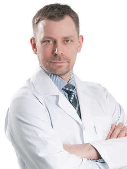 dr n. med. Marcin Giaro