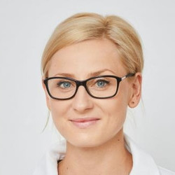 dr n. med. Kinga Adamska