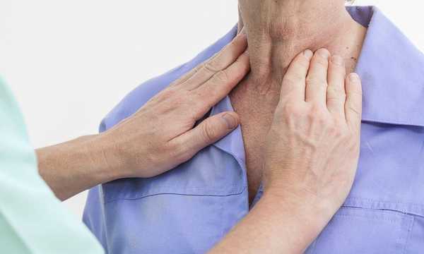 Operacja usunięcia tarczycy jest stosowana m.in. w przypadku guzów i nadczynności