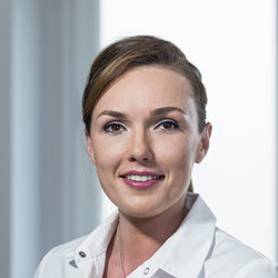 dr n. med. Dominika Krakowczyk