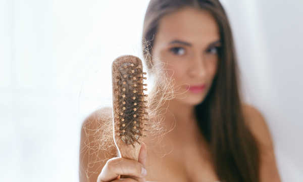 Regenera Activa znajduje zastosowanie głównie w leczeniu łysienia androgenowego u kobiet i mężczyzn