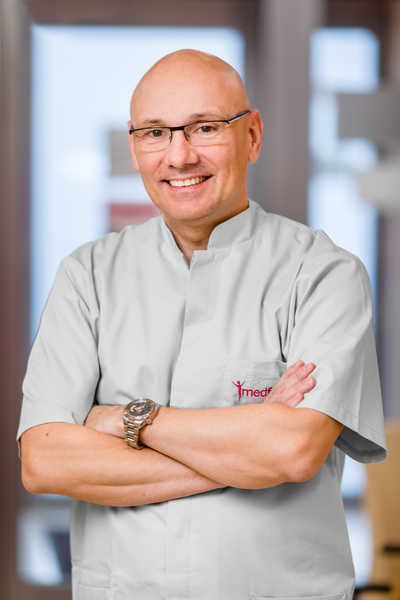 lek. Artur Kucharski