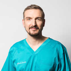 dr n. med. Maciej Ilewicz