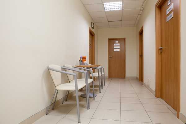 Recepcja, poczekalnia CM LUX MED Opole