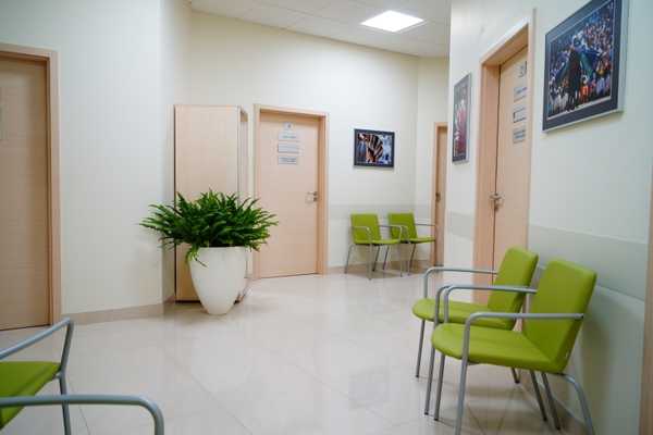 Recepcja, poczekalnia CM LUX MED Toruń