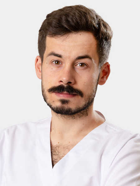 lek. Kamil Dąbrowski