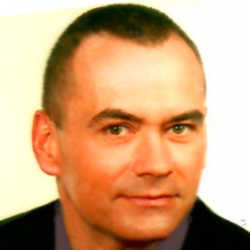 dr n. med. Paweł Pisera