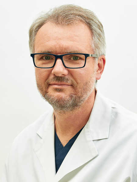 dr n. med. Dariusz Kąkol
