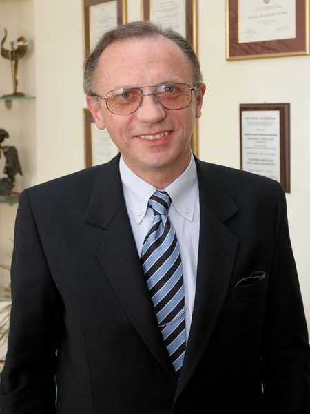 prof. nadzw. dr hab. n. med. Andrzej Borówka