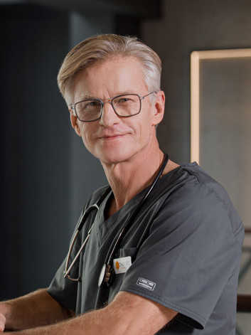 lek. Paweł Dąbrowski