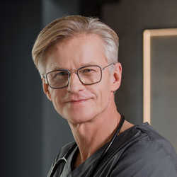 lek. Paweł Dąbrowski