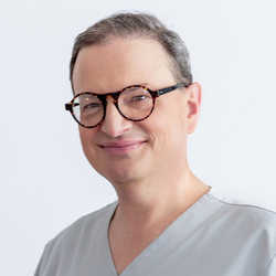 dr n. med. Piotr Fryczkowski
