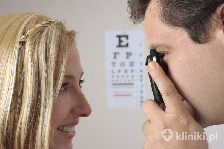 Leczenie jaskry ma na celu zahamowanie postępu choroby poprzez obniżenie ciśnienia wewnątrzgałkowego