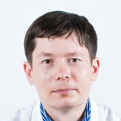 dr n. med. Radosław Maksym
