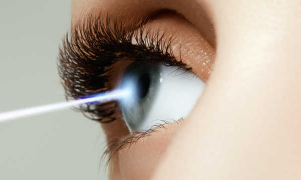 Terapia jaskry z wykorzystaniem irydektomii pozwala obniżyć ciśnienie wewnątrzgałkowe i zapobiegać dalszemu uszkodzeniu nerwu wzrokowego