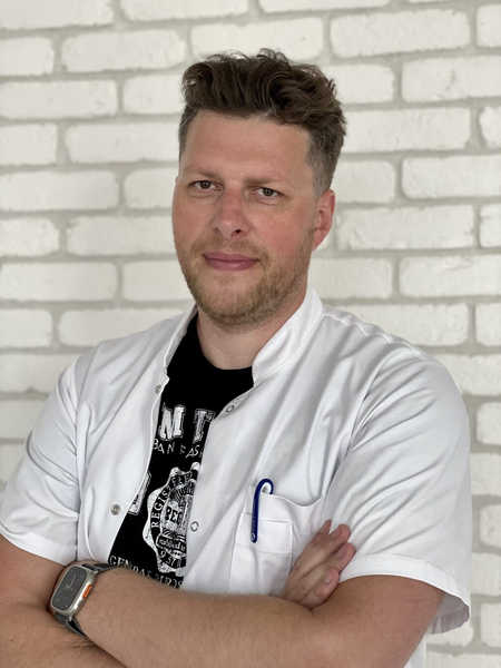 dr n. med. Jakub Rzepka