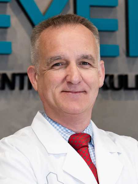 dr n. med. Paweł Klonowski