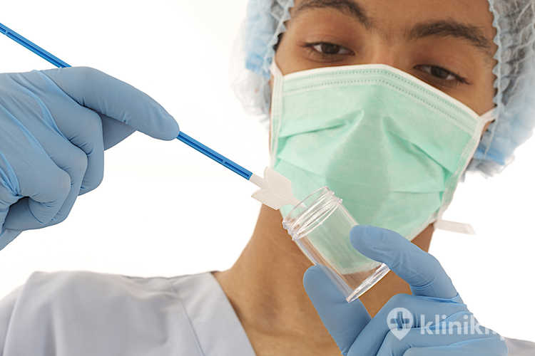 Pobieranie próbki do cytologii płynnej