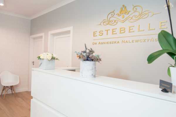 Estebelle, Warszawa