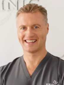 dr n. med. Kacper Koryzna