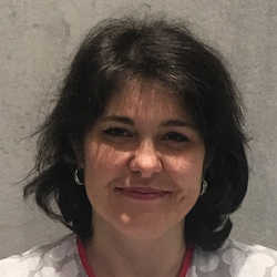 dr n. med. Agnieszka Jabłonka-Strom