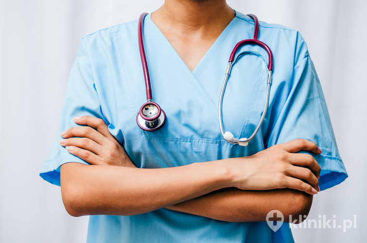 Leczenie farmakologiczne torbieli włosowej