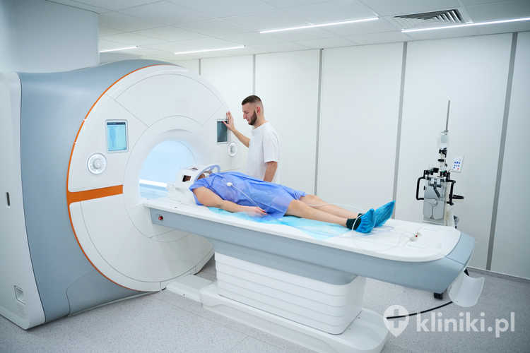 Rezonans magnetyczny z kontrastem