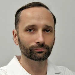 lek. Wojciech Superat