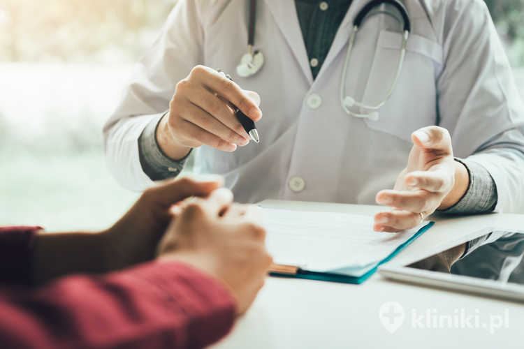 Laserowe łagodzenie objawów atrofii pochwy jest rozważane przede wszystkim u kobiet w wieku menopauzalnym