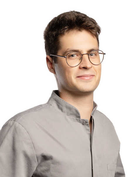 lek. dent. Kamil Rogatko