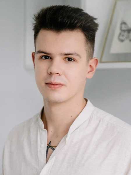 mgr Mikołaj Dec