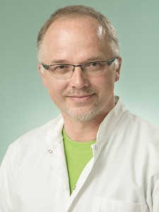 dr n. med. Tomasz Rokicki