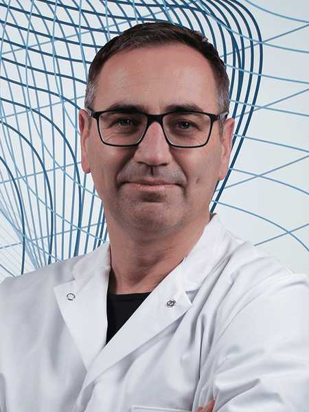lek. Marek Fiutowski