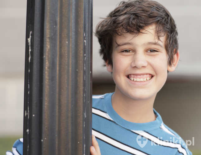 Gummy smile u młodego chłopca