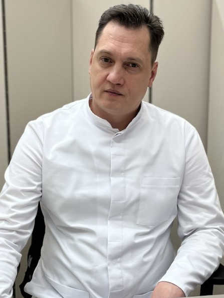 lek. Andrii Sukhomlyn