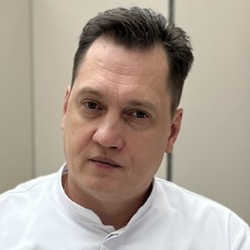 lek. Andrii Sukhomlyn