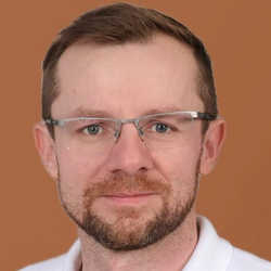 lek. spec. Krzysztof Fluder