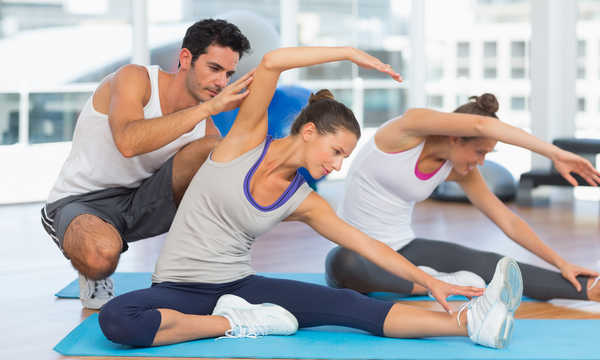 „skazówki od instruktora jak prawidłowo wykonywać ćwiczenia fitness