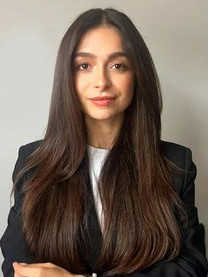 lic. Karolina Haratek