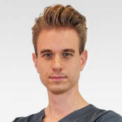 lek. Mateusz Nawrocki