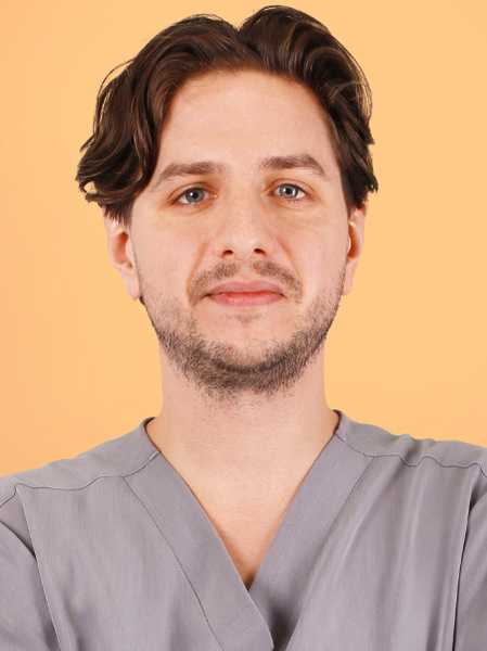 lek. Filip Świątkowski