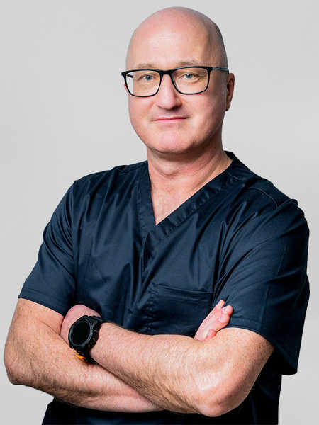 dr n. med. Mateusz Mikołajczyk