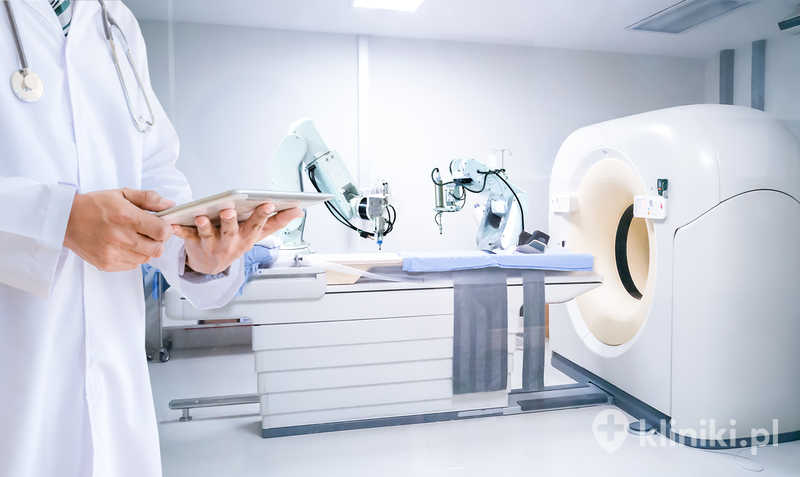 Nowoczesne technologie i przyszłość operacji na odległość