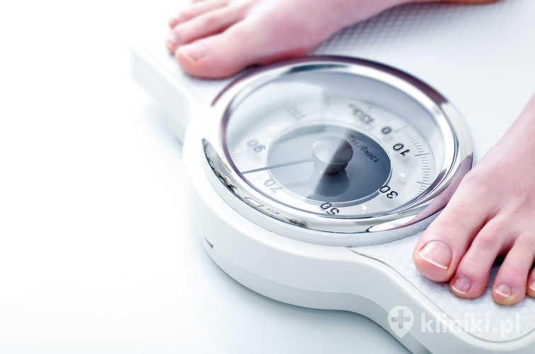 Zabieg plikacji żołądka wykonywany jest laparoskopowo, co skraca czas rekonwalescencji i zmniejsza ryzyko powikłań